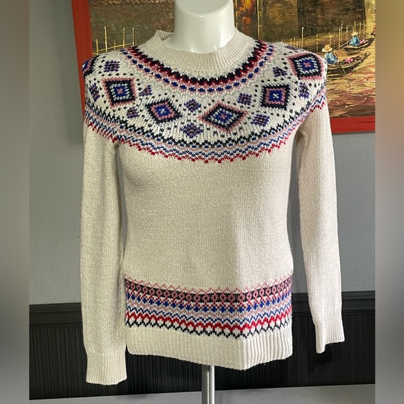 Old Navy Sweaters - Old Navy Sweater SZ - S